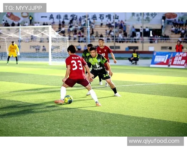 足球22号的传奇旅程：从草根球员到世界舞台的闪耀明星